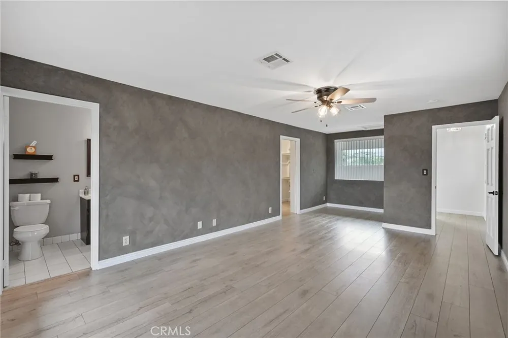 1911 Fairview Street Burbank, CA 91505
