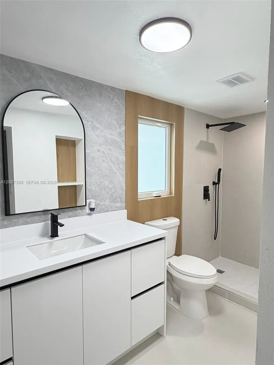13916 SW 56th Ln Miami, FL 33183