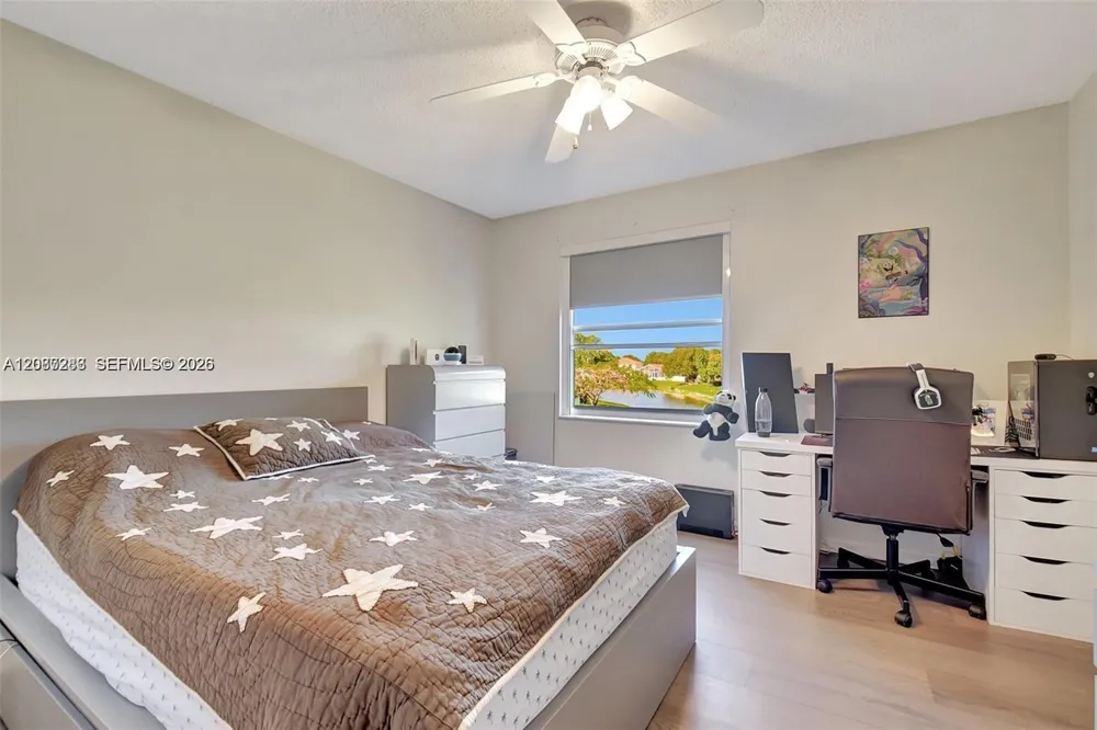 7647 Rockport Cir Lake Worth, FL 33467