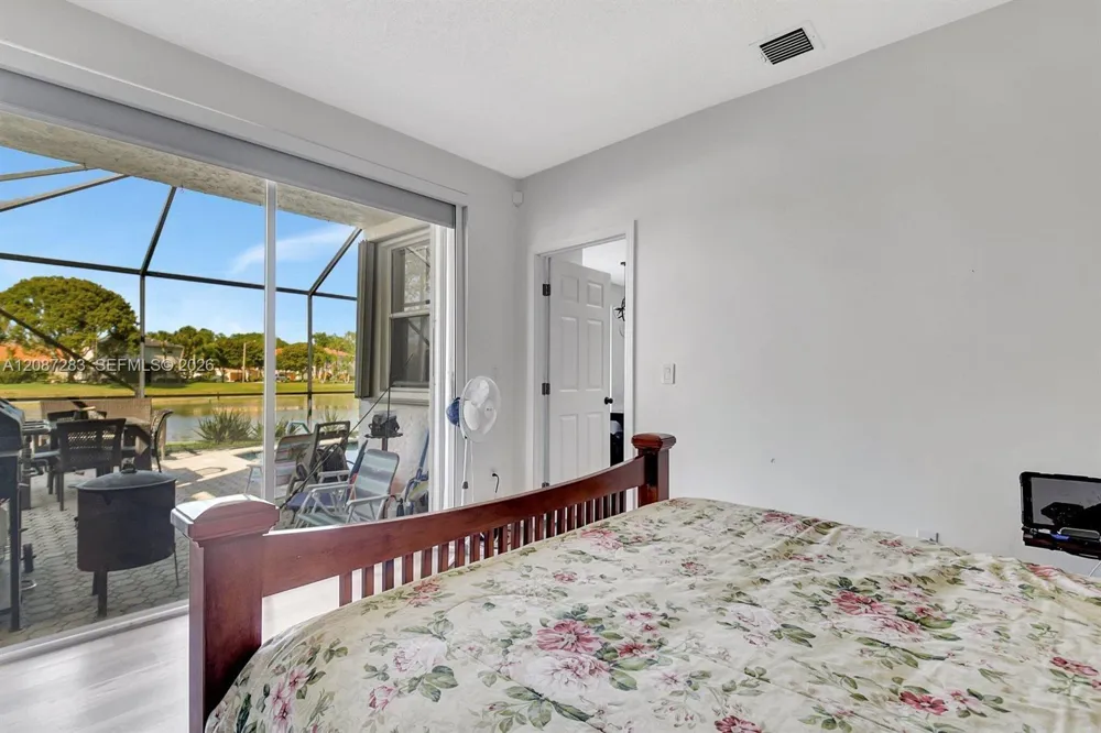 7647 Rockport Cir Lake Worth, FL 33467