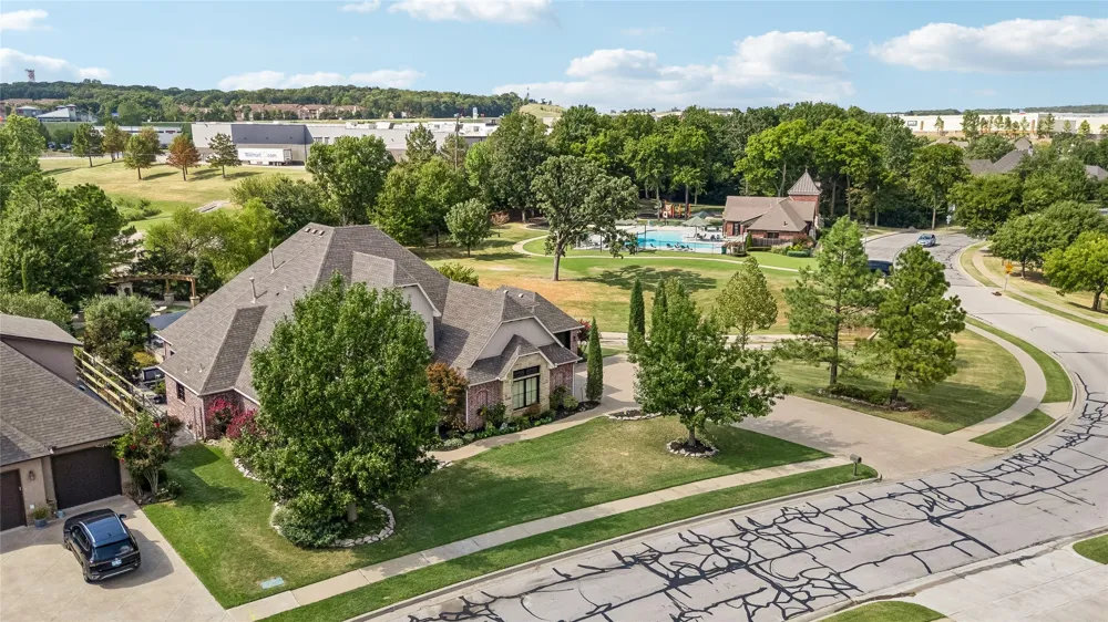 7830 S Indian Avenue Tulsa, OK 74132