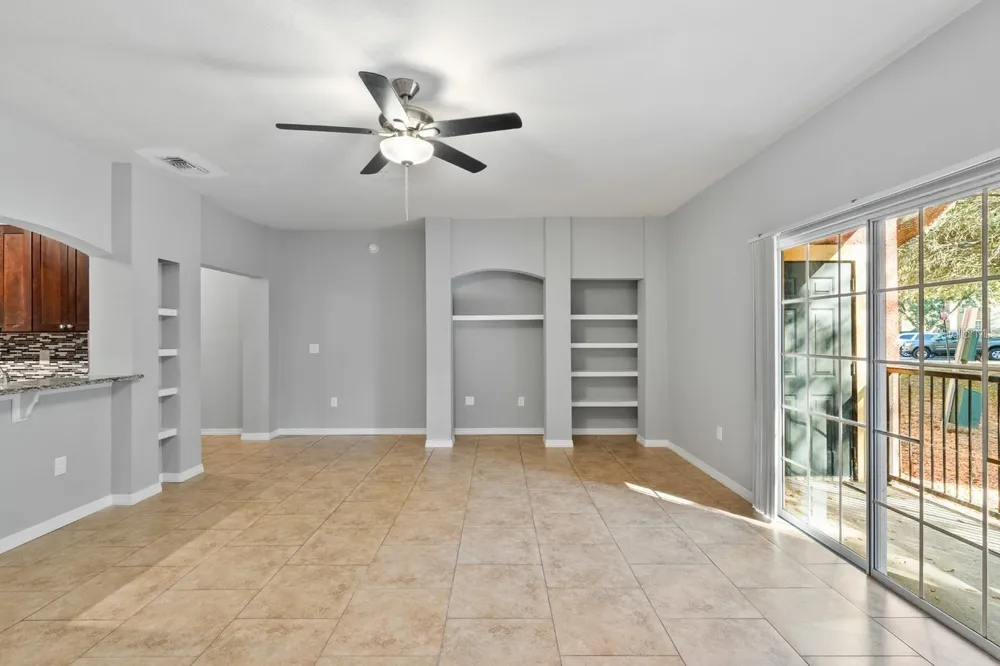 132 VISTA VERDI CIRCLE #136 Lake Mary, FL 32746