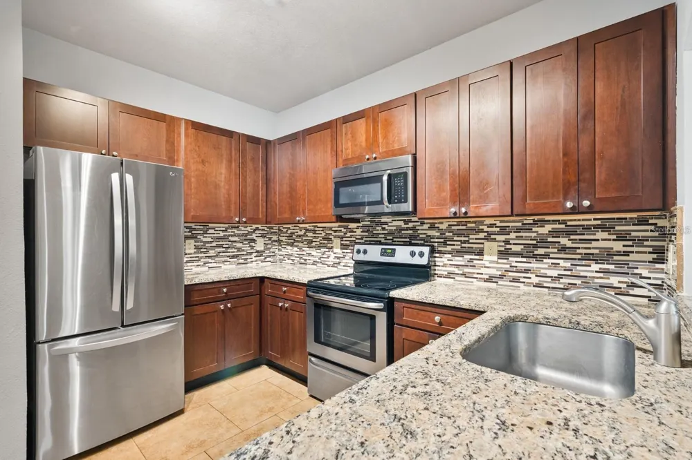 132 VISTA VERDI CIRCLE #136 Lake Mary, FL 32746