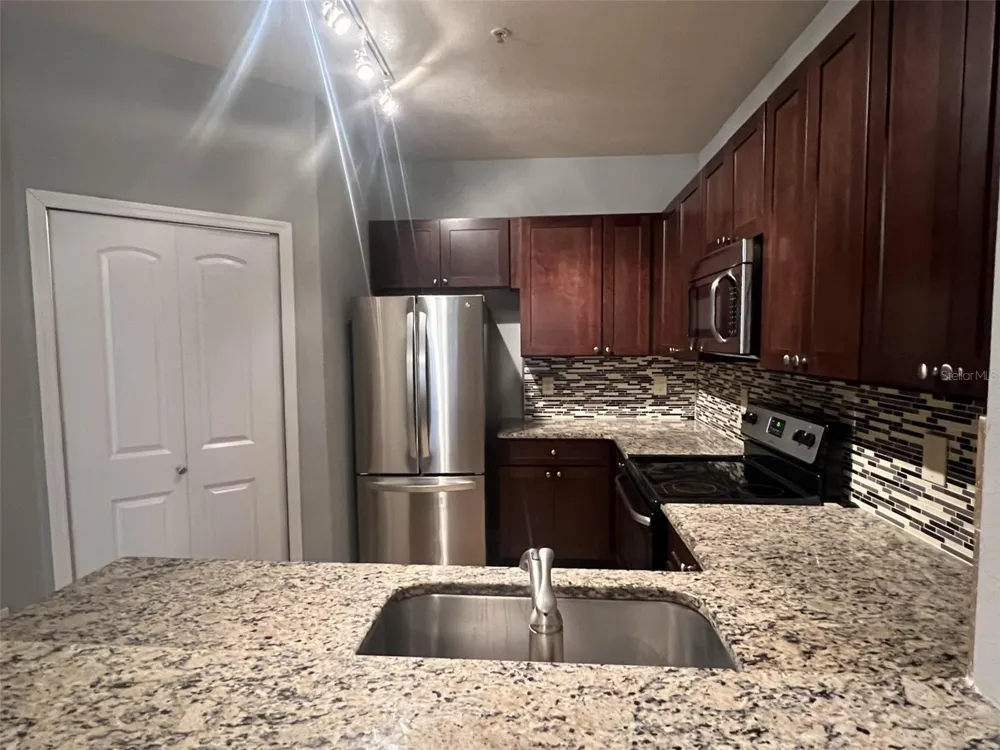 132 VISTA VERDI CIRCLE #136 Lake Mary, FL 32746