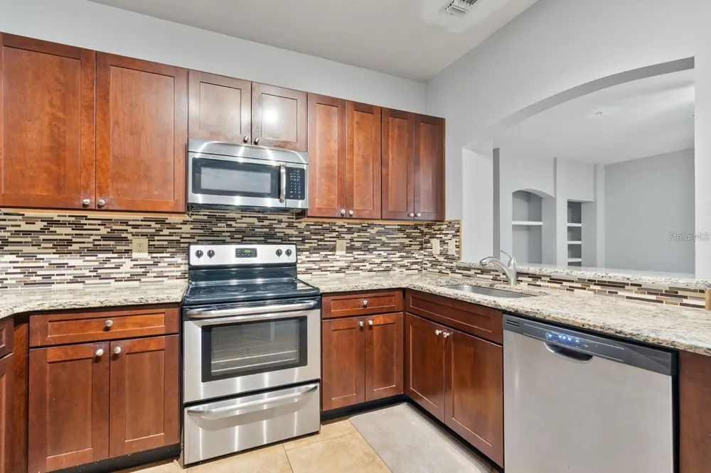 132 VISTA VERDI CIRCLE #136 Lake Mary, FL 32746