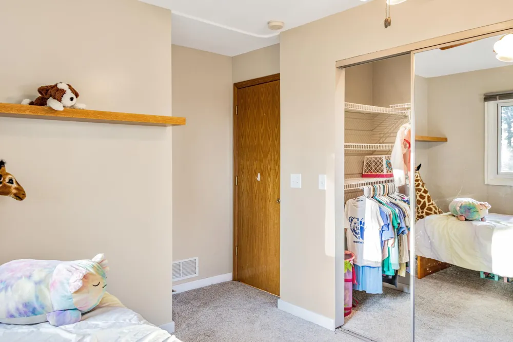 9180 Edgebrook Drive Northfield, MN 55057