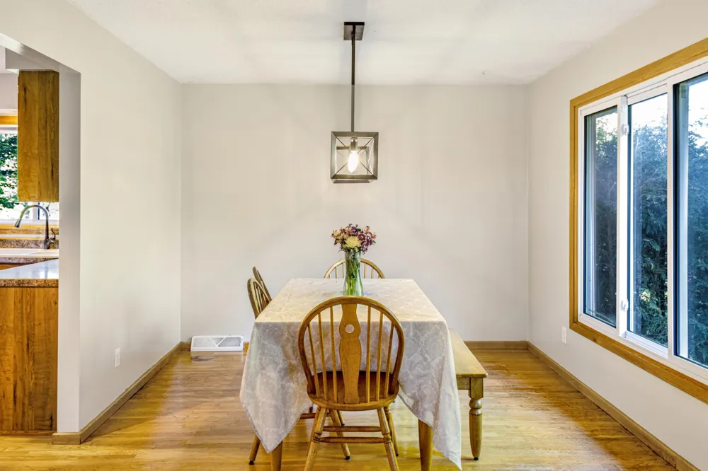 9180 Edgebrook Drive Northfield, MN 55057
