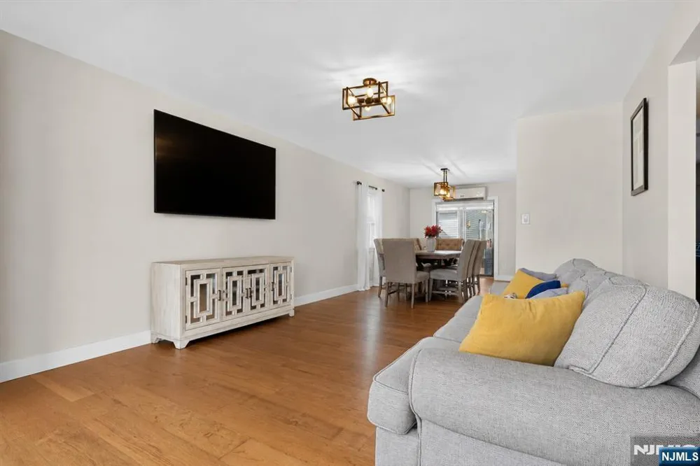 93 27th Street Bayonne, NJ 07002