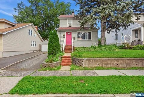 809 Elm Avenue
