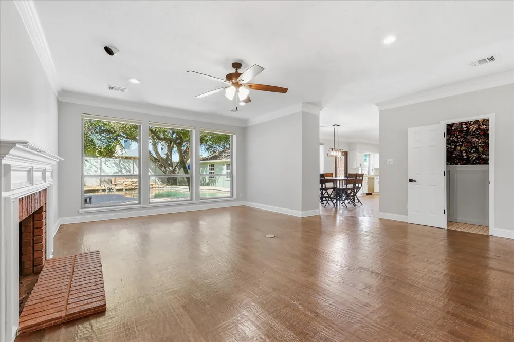 2385 Dundee Drive Highland Village, TX 75077