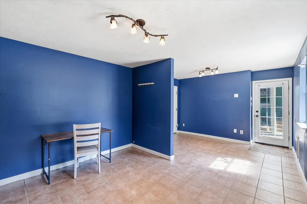 2385 Dundee Drive Highland Village, TX 75077