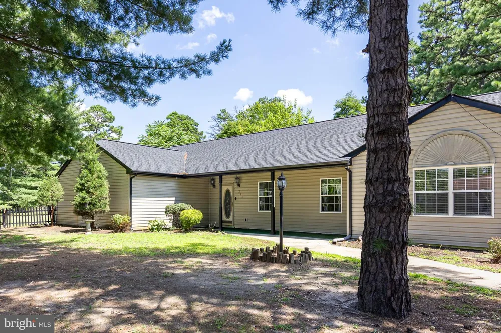 201 CAYUGA TRAIL Browns Mills, NJ 08015