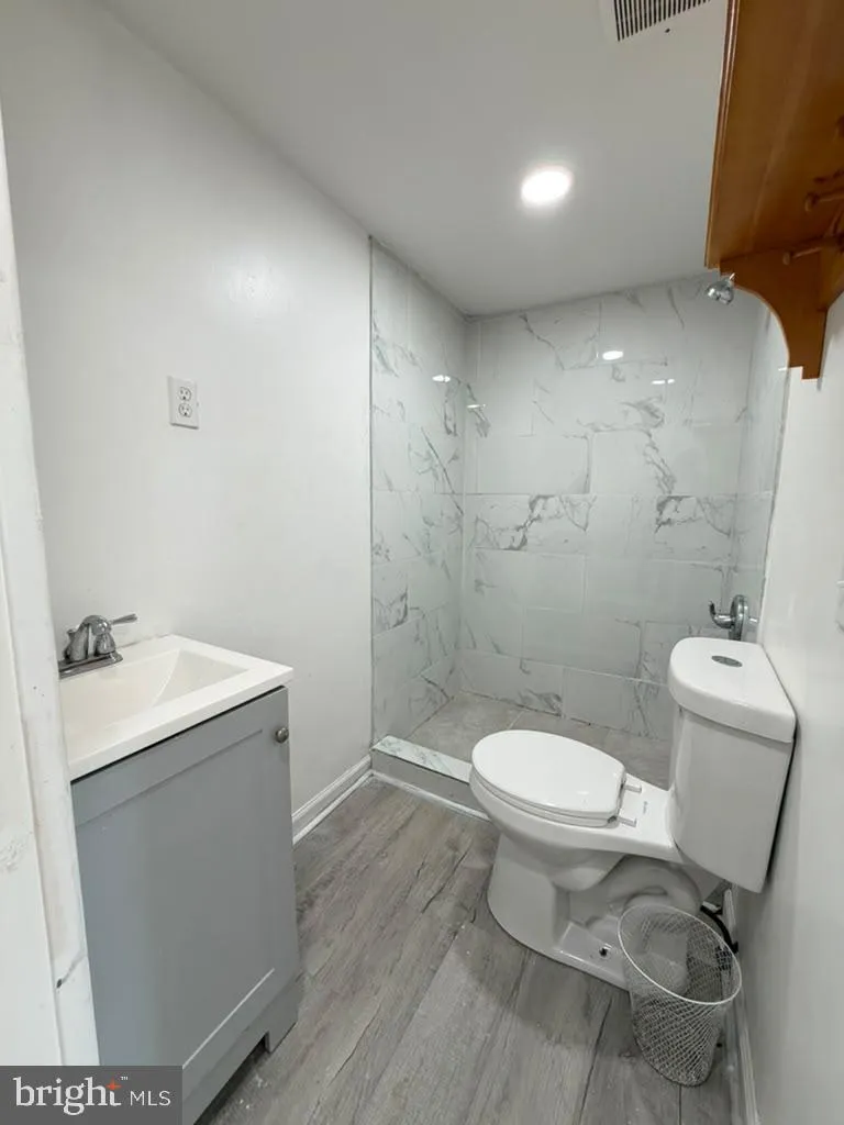 6062 CAMAC STREET Philadelphia, PA 19141