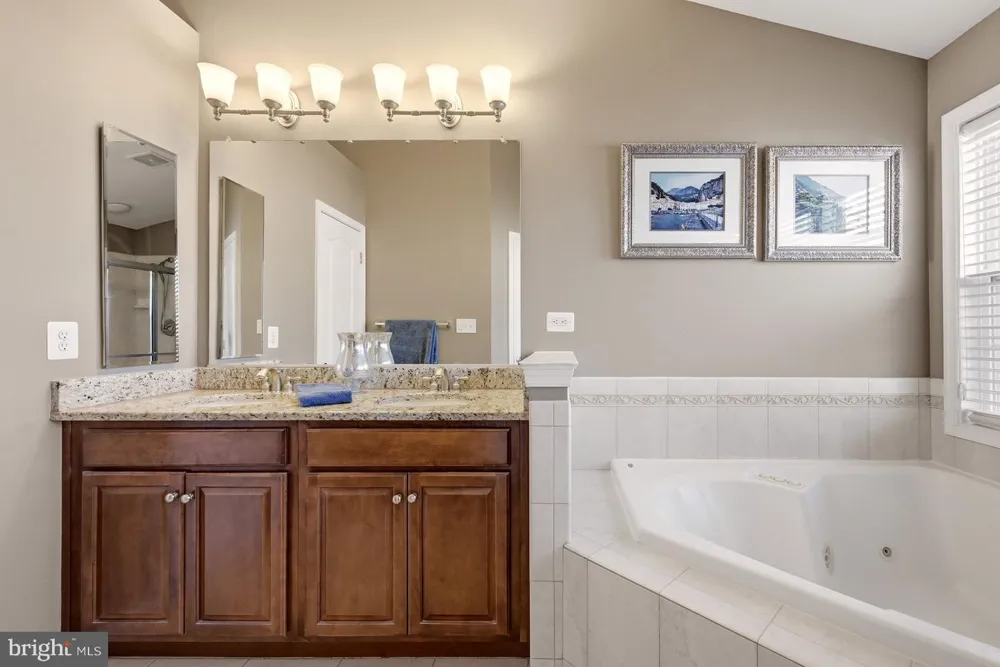 22017 DILWORTH SQUARE Broadlands, VA 20148