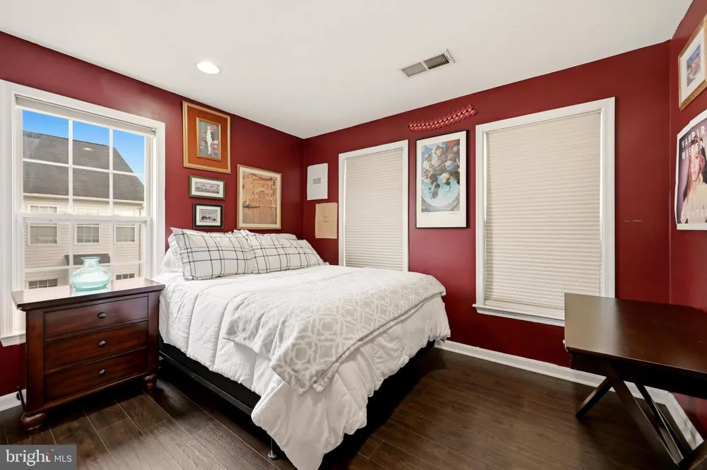 22017 DILWORTH SQUARE Broadlands, VA 20148