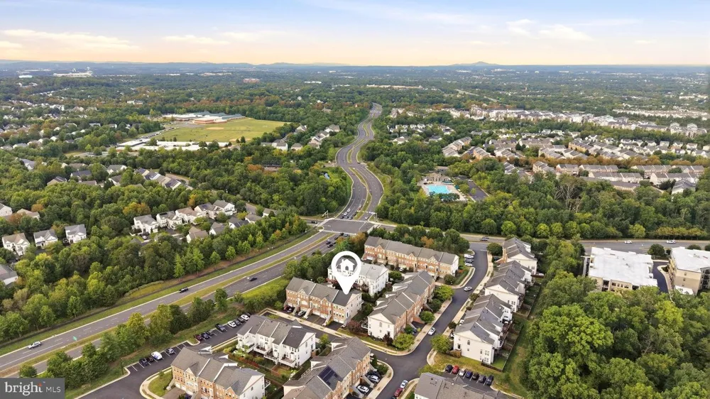 22017 DILWORTH SQUARE Broadlands, VA 20148