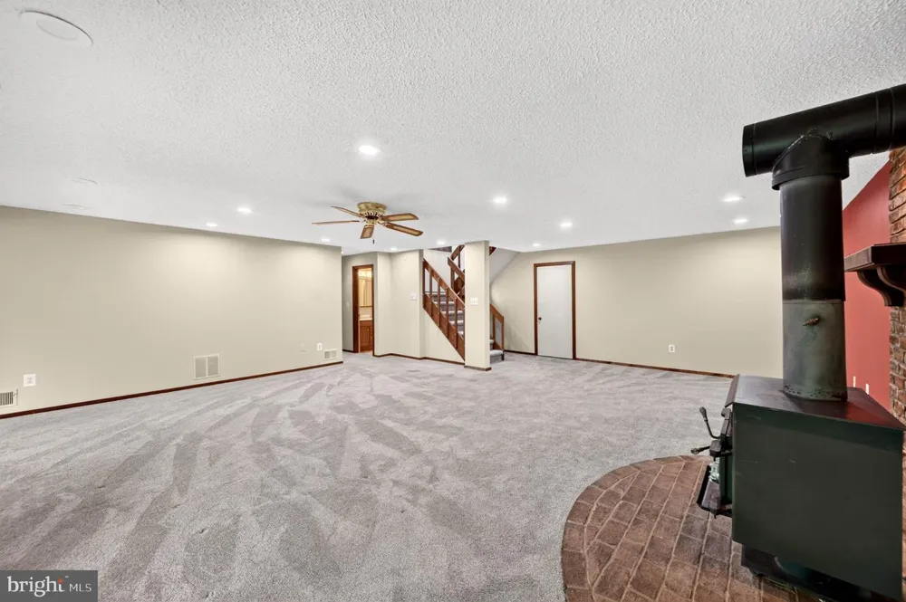 4513 TIMBERY DRIVE Jefferson, MD 21755