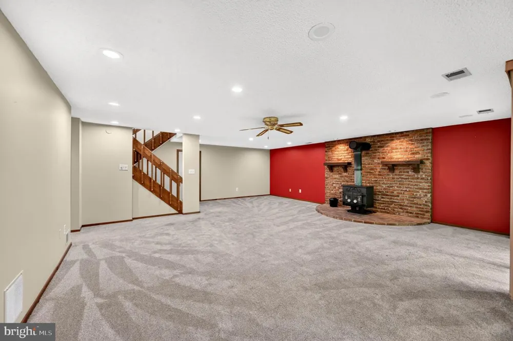4513 TIMBERY DRIVE Jefferson, MD 21755