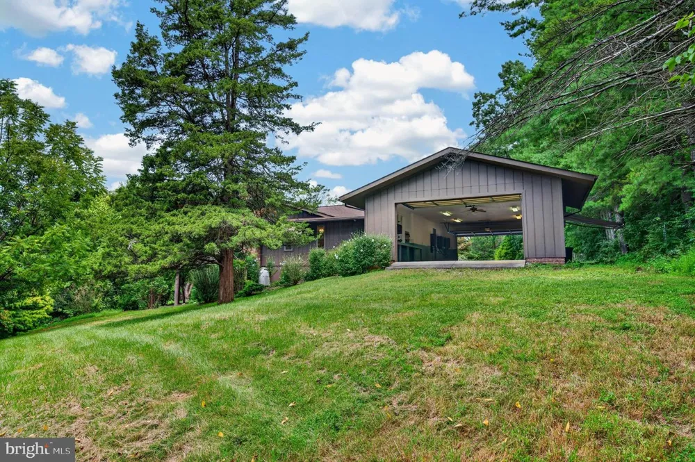 4513 TIMBERY DRIVE Jefferson, MD 21755