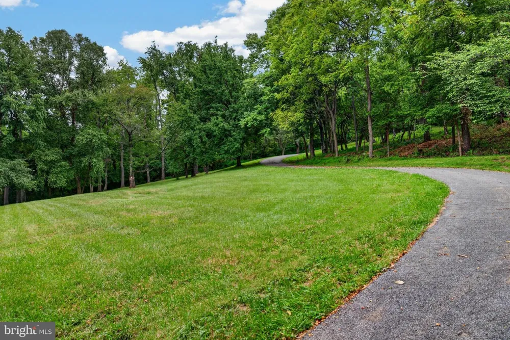 4513 TIMBERY DRIVE Jefferson, MD 21755