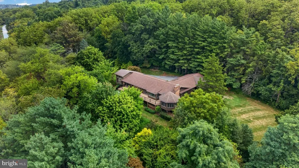 4513 TIMBERY DRIVE Jefferson, MD 21755