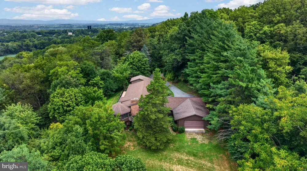 4513 TIMBERY DRIVE Jefferson, MD 21755