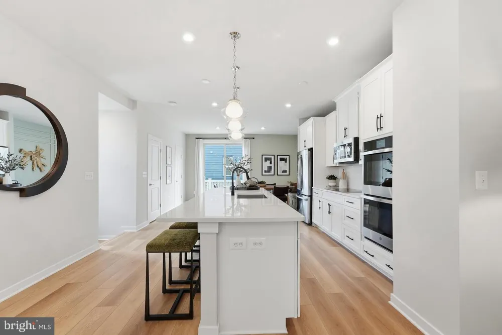 46325 CRANSTON STREET Potomac Falls, VA 20165