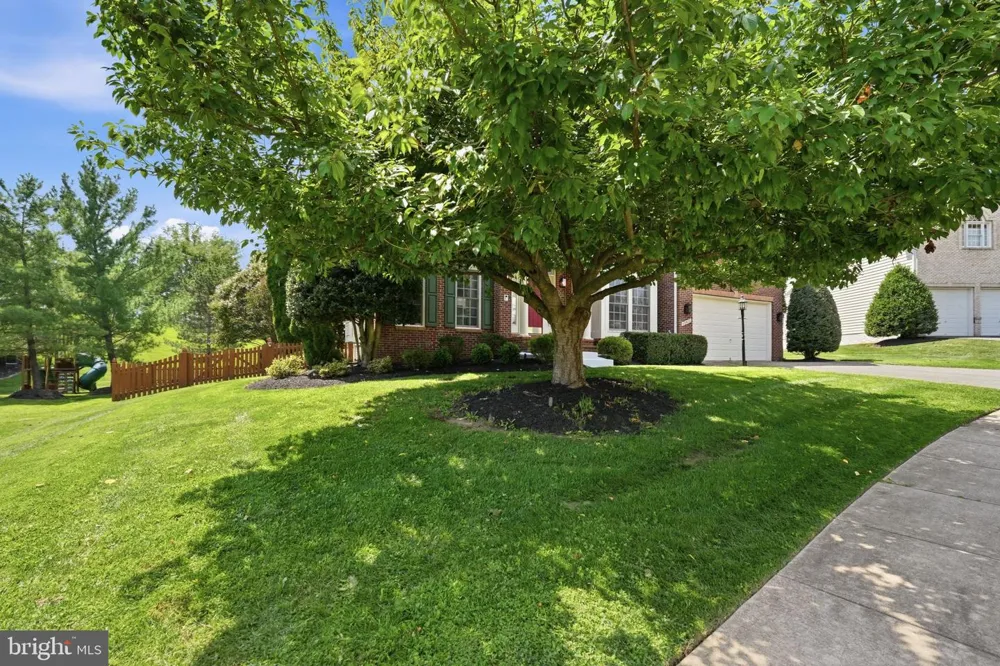42831 DELPHINIUM CIRCLE Leesburg, VA 20176