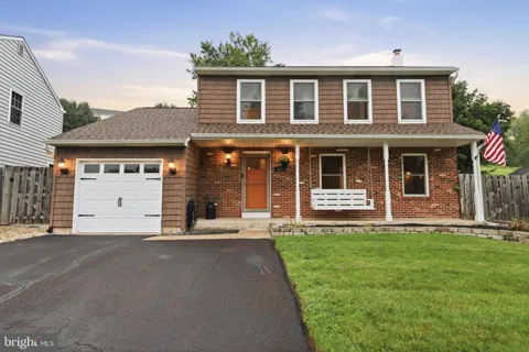 512 AMHERST CIRCLE