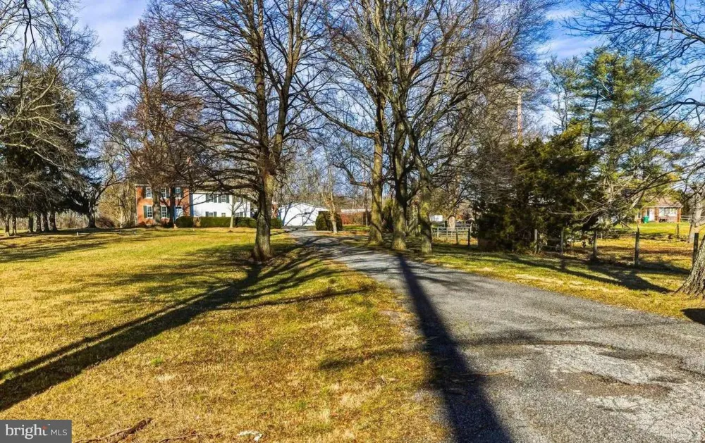 324 WELCHVILLE ROAD Mannington, NJ 08079