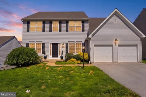 215 AZALEA DRIVE