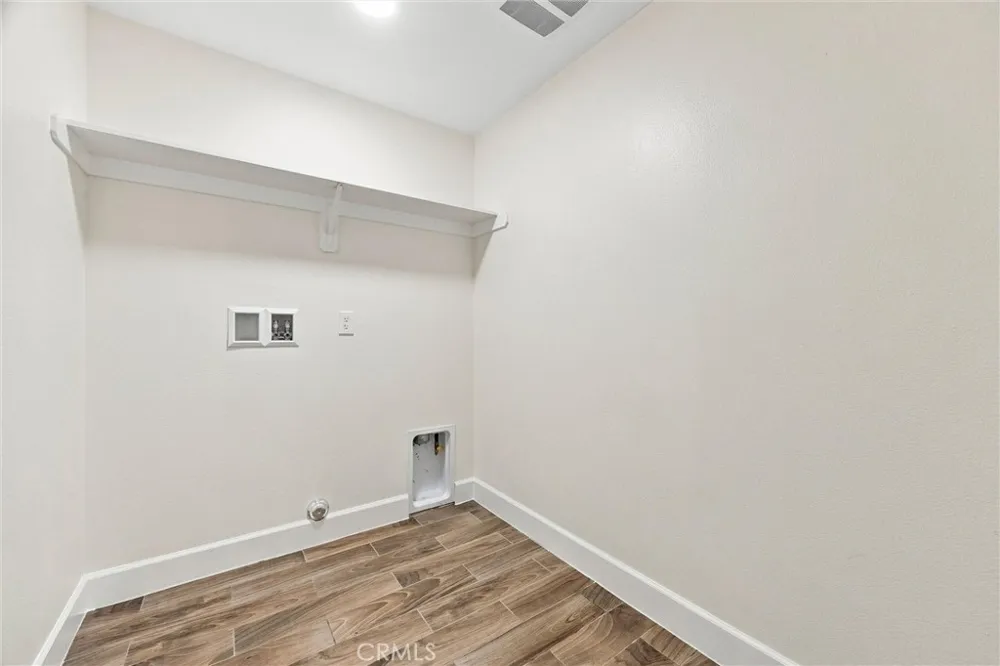 1213 El Camino Real Arvin, CA 93203