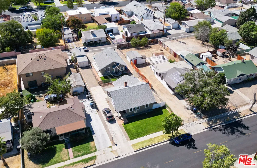 44619 Beech Avenue Lancaster, CA 93534