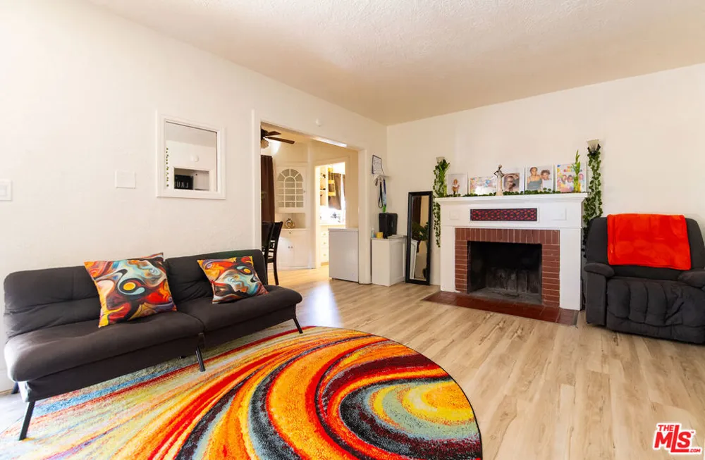 44619 Beech Avenue Lancaster, CA 93534