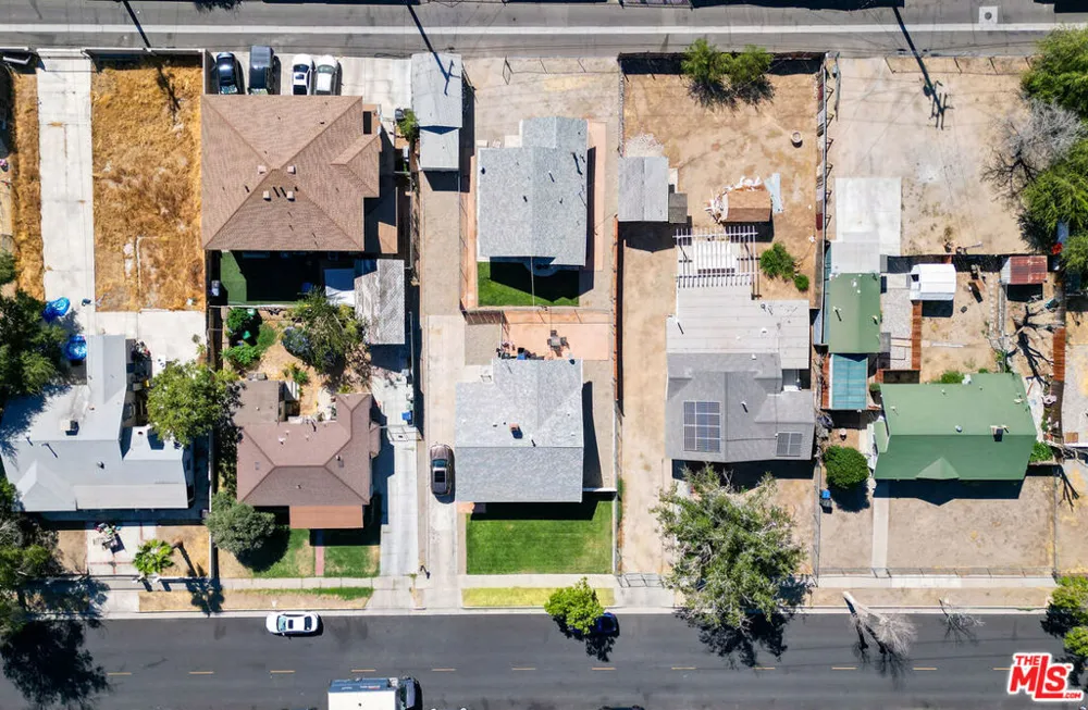 44619 Beech Avenue Lancaster, CA 93534