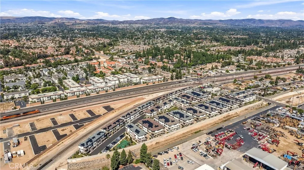 1570 Topeka Avenue #8 Placentia, CA 92870