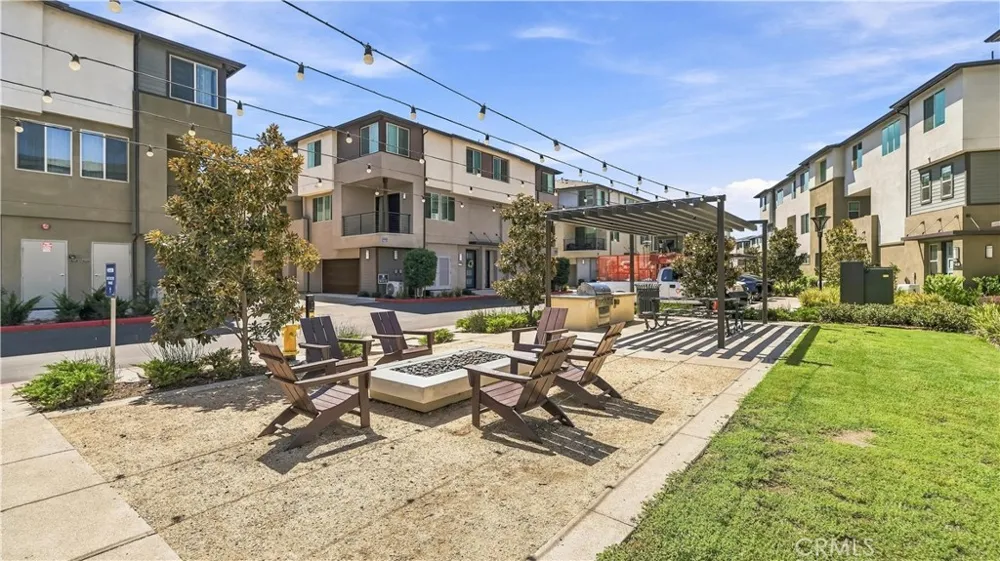 1570 Topeka Avenue #8 Placentia, CA 92870