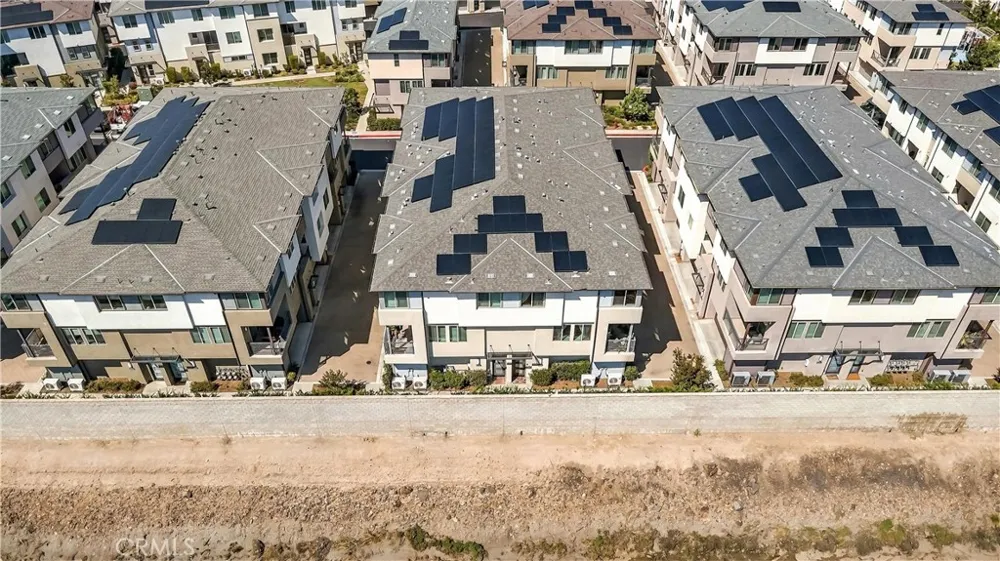 1570 Topeka Avenue #8 Placentia, CA 92870