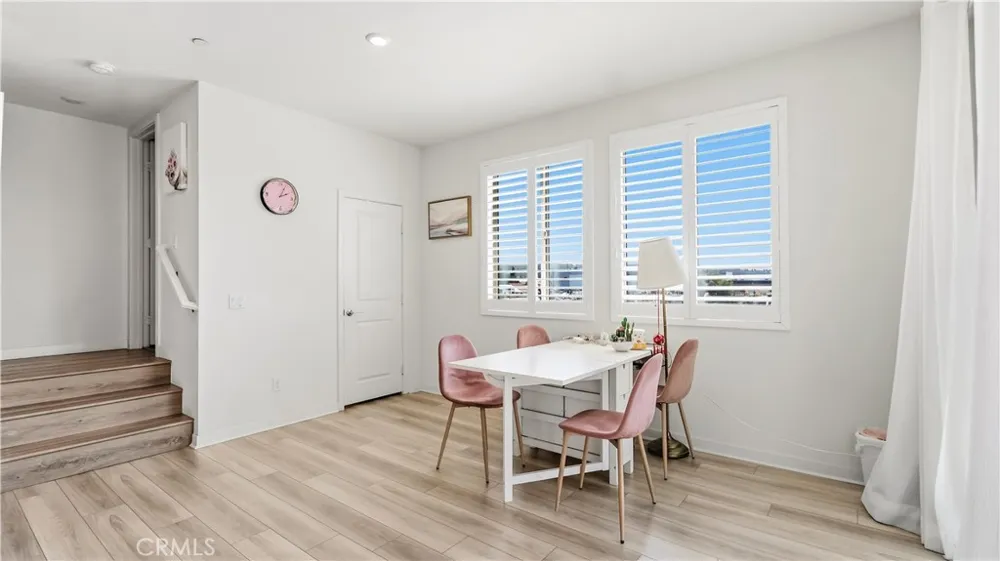 1570 Topeka Avenue #8 Placentia, CA 92870