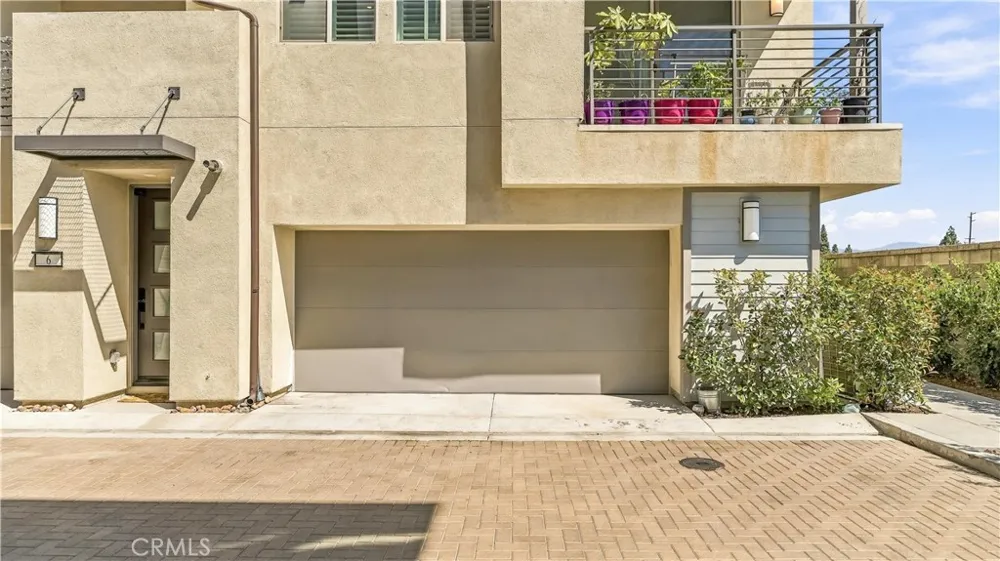 1570 Topeka Avenue #8 Placentia, CA 92870