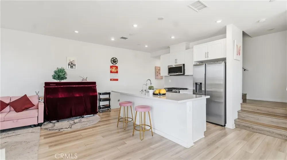 1570 Topeka Avenue #8 Placentia, CA 92870