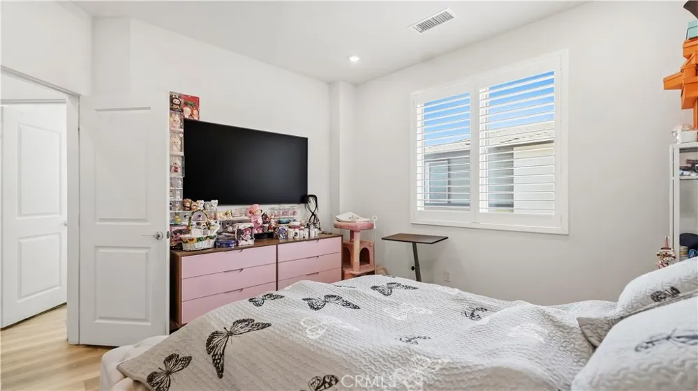 1570 Topeka Avenue #8 Placentia, CA 92870