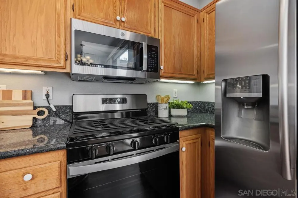 10875 Caminito Arcada San Diego, CA 92131