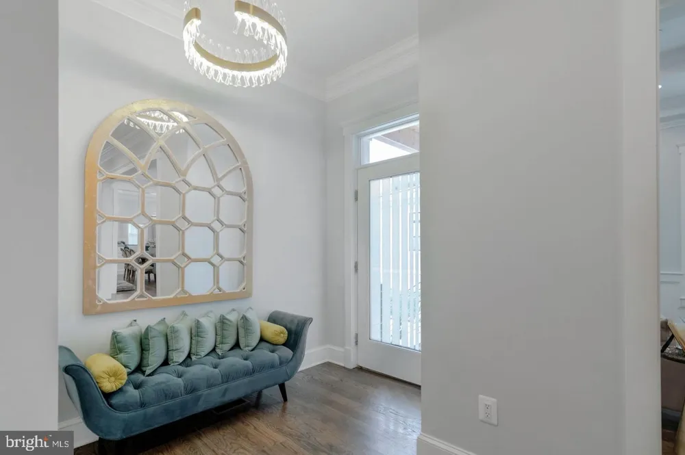 10704 WARWICK AVENUE #A Fairfax, VA 22030
