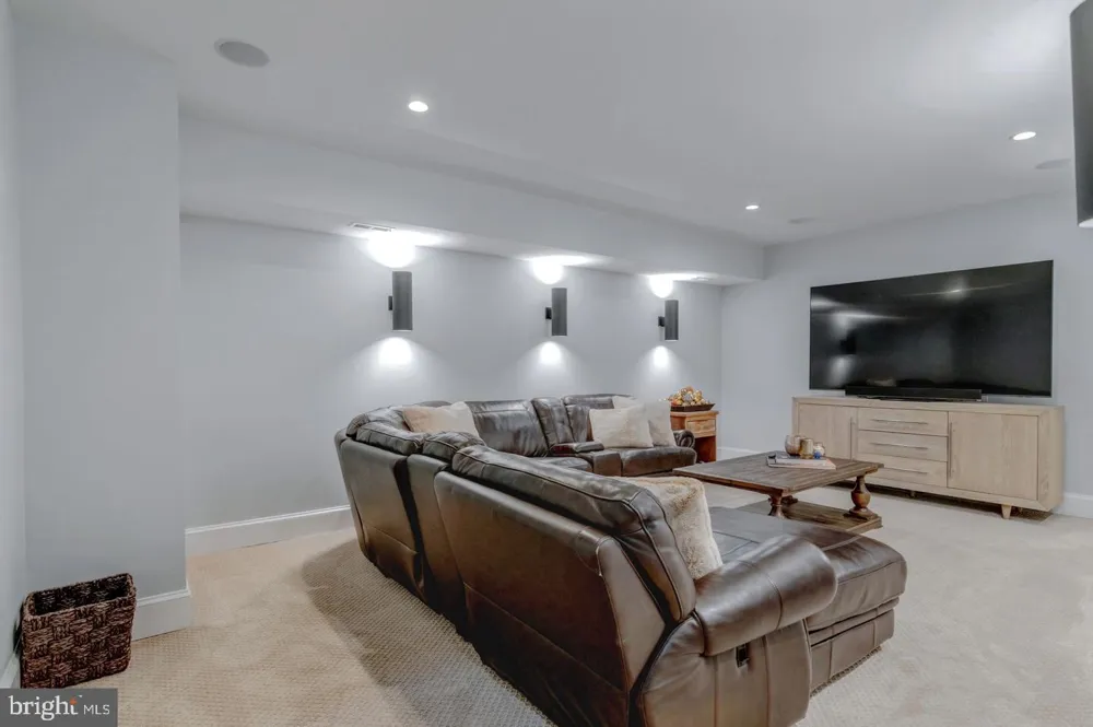 10704 WARWICK AVENUE #A Fairfax, VA 22030