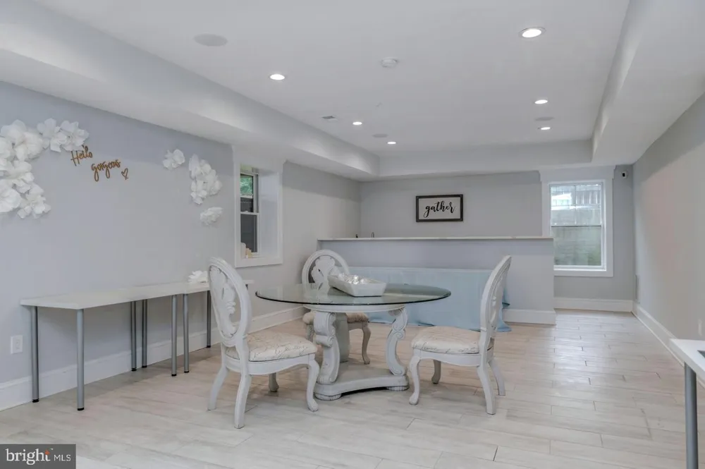 10704 WARWICK AVENUE #A Fairfax, VA 22030