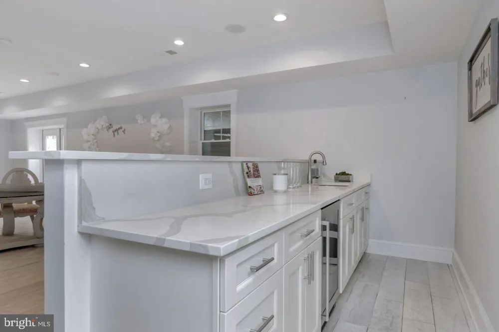 10704 WARWICK AVENUE #A Fairfax, VA 22030