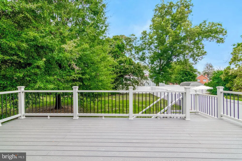 10704 WARWICK AVENUE #A Fairfax, VA 22030