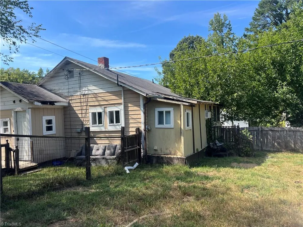 6112 Meadowbrook Drive Trinity, NC 27370