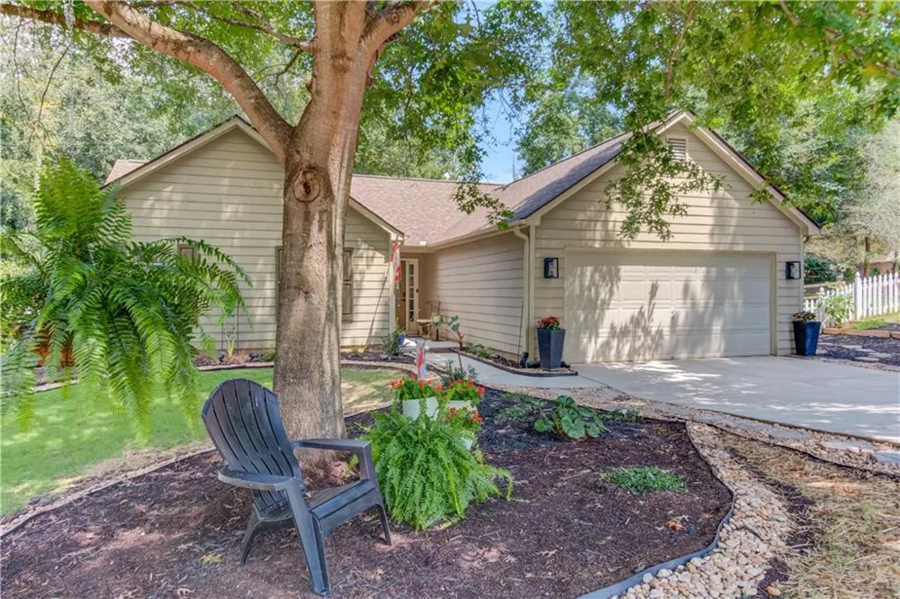 1023 Laurel Green Lane Sugar Hill, GA 30518